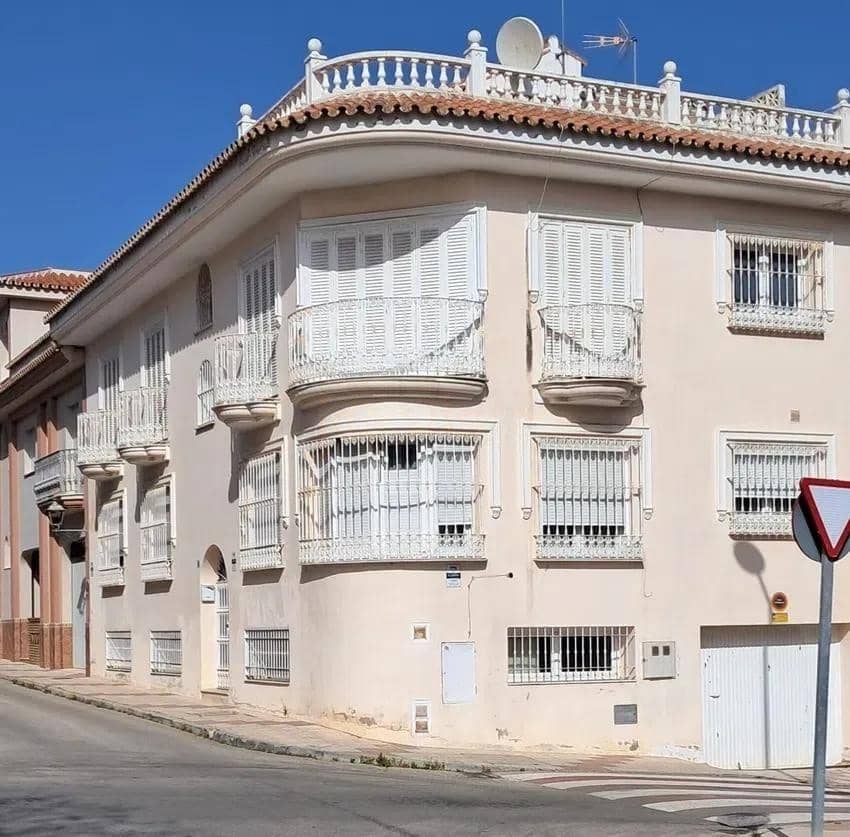 5 chambre Appartement à vendre à Alhaurin de la Torre avec garage - 740 000 € (Ref: 10019304)