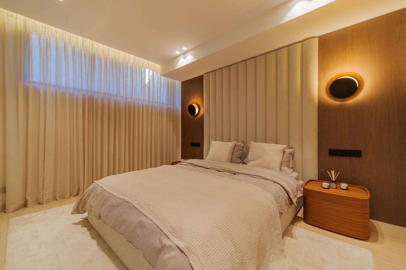 4 bedroom Villa for sale in Marbella with pool garage - € 3,750,000 (Ref: 10019305)