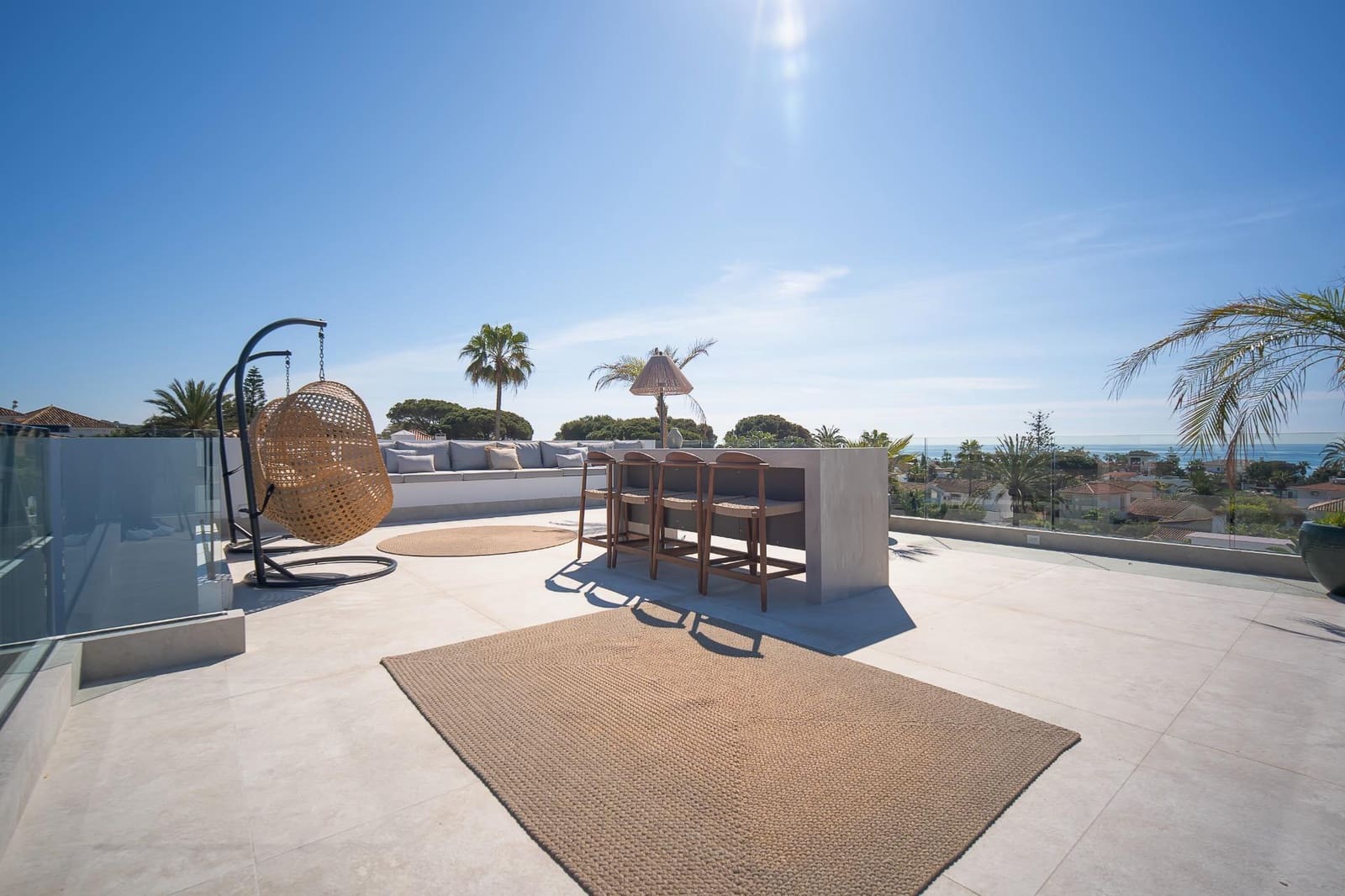4 bedroom Villa for sale in Marbella with pool garage - € 3,750,000 (Ref: 10019305)
