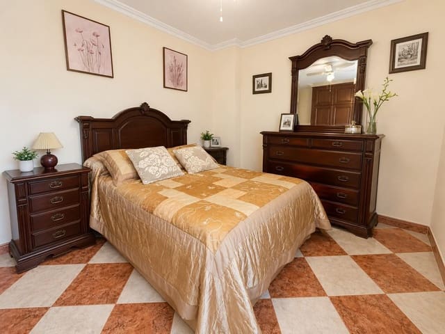 2 sypialnia Apartament na sprzedaż w Miasto Málaga - 369 000 € (Ref: 10019306)