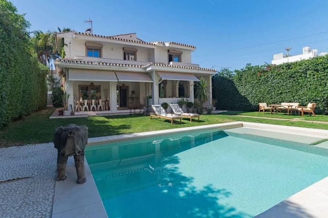 4 Zimmer Villa zu verkaufen in Torremolinos mit Pool Garage - 1.790.000 € (Ref: 10019311)