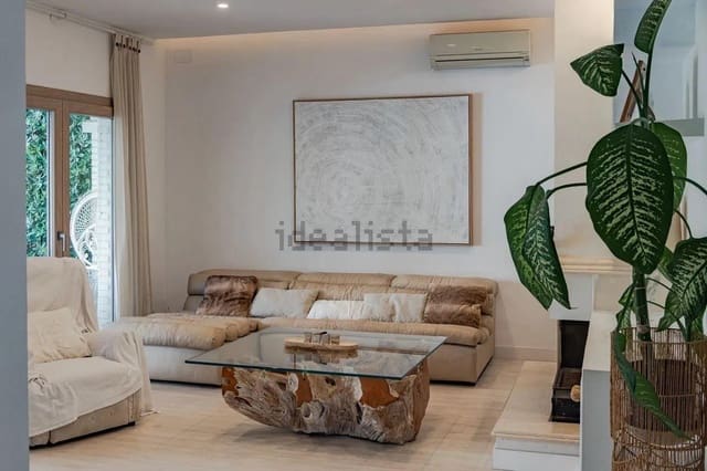 4 Zimmer Villa zu verkaufen in Torremolinos mit Pool Garage - 1.790.000 € (Ref: 10019311)