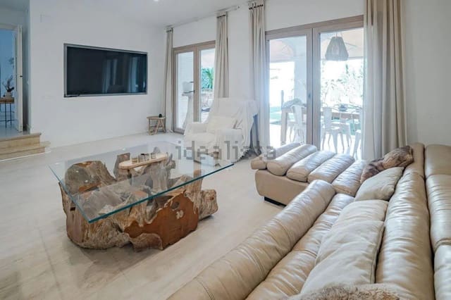 4 Zimmer Villa zu verkaufen in Torremolinos mit Pool Garage - 1.790.000 € (Ref: 10019311)