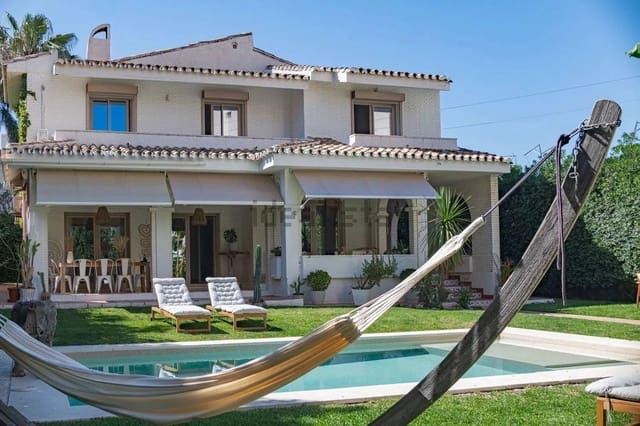 4 Zimmer Villa zu verkaufen in Torremolinos mit Pool Garage - 1.790.000 € (Ref: 10019311)