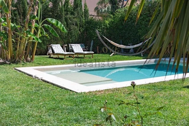 4 Zimmer Villa zu verkaufen in Torremolinos mit Pool Garage - 1.790.000 € (Ref: 10019311)