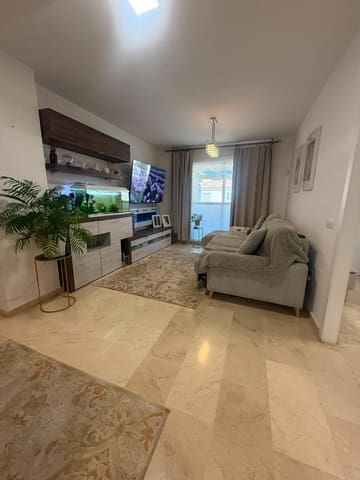 4 chambre Villa/Maison Mitoyenne à vendre à Torremolinos avec piscine garage - 599 000 € (Ref: 10019317)