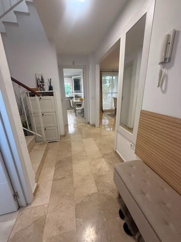 4 chambre Villa/Maison Mitoyenne à vendre à Torremolinos avec piscine garage - 599 000 € (Ref: 10019317)