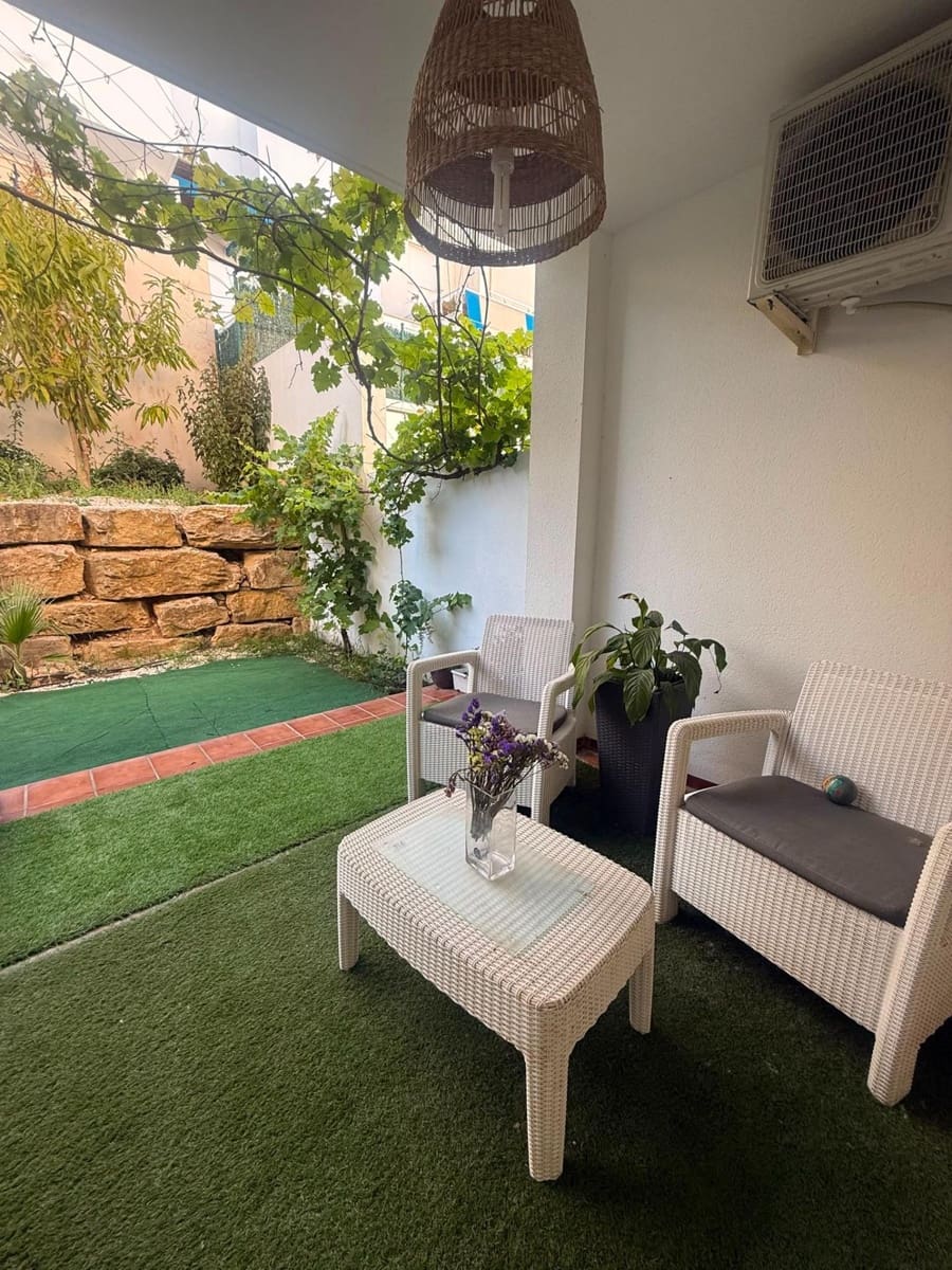 4 chambre Villa/Maison Mitoyenne à vendre à Torremolinos avec piscine garage - 599 000 € (Ref: 10019317)