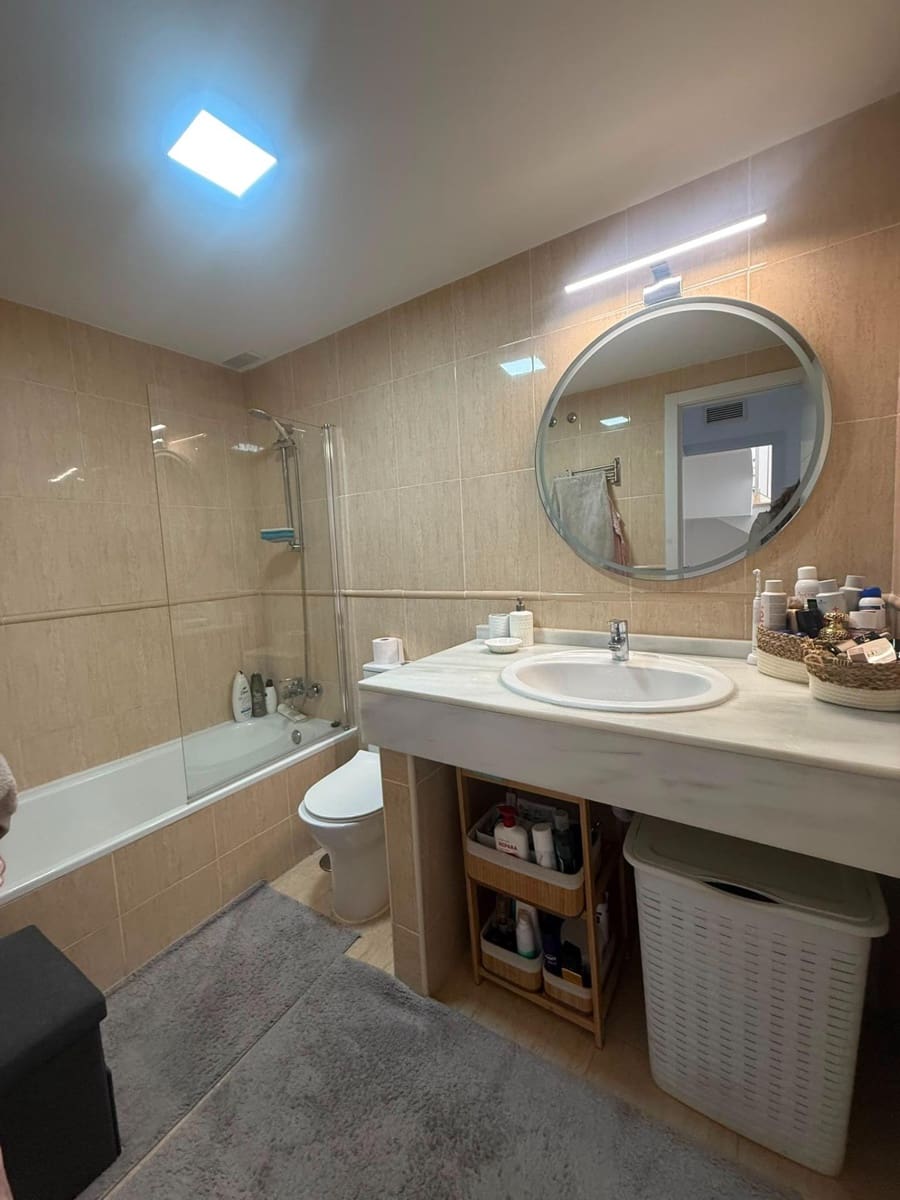 4 chambre Villa/Maison Mitoyenne à vendre à Torremolinos avec piscine garage - 599 000 € (Ref: 10019317)