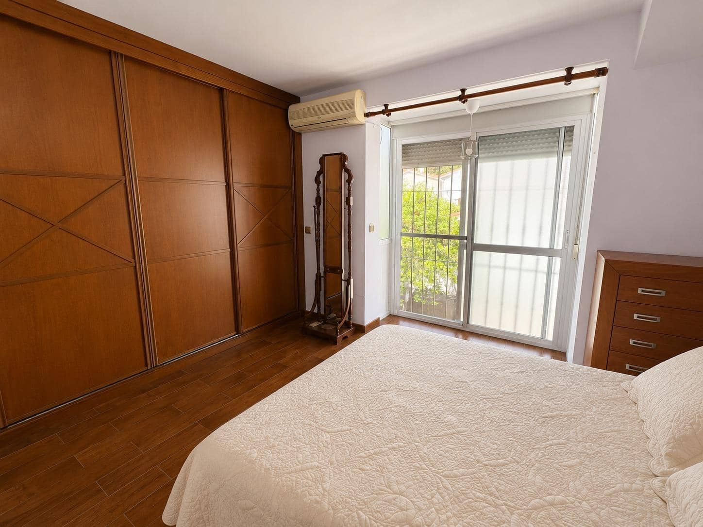 3 bedroom Terraced Villa for sale in Malaga city - € 335,000 (Ref: 10019321)