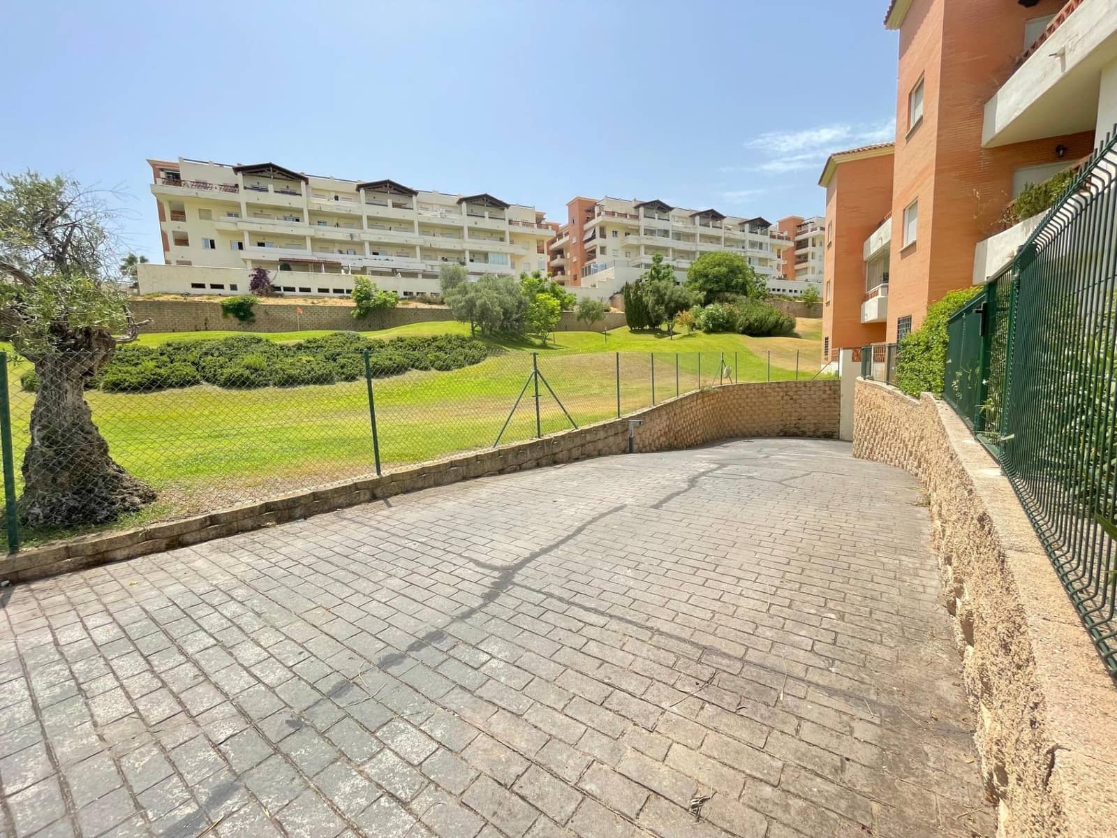 1 soveværelse Lejlighed til salg i Benalmadena med swimmingpool garage - € 263.500 (Ref: 10019323)