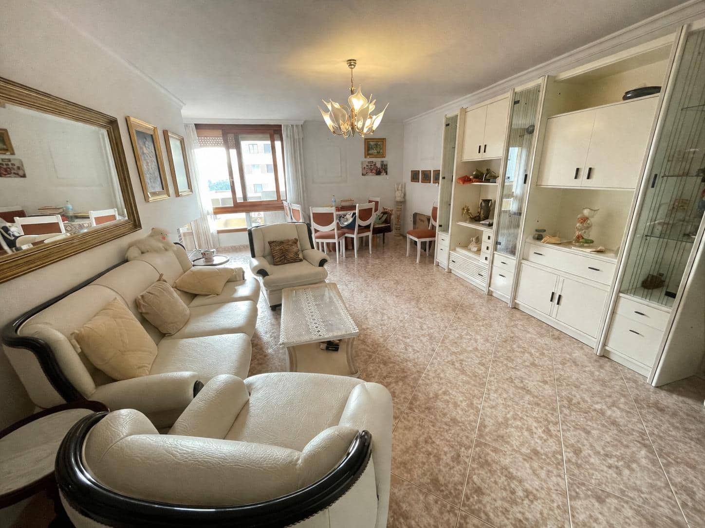 4 slaapkamer Appartement te koop in Malaga stad met garage - € 799.000 (Ref: 10019324)