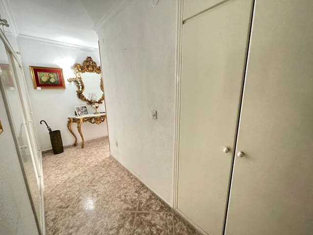 4 slaapkamer Appartement te koop in Málaga stad met garage - € 799.000 (Ref: 10019324)