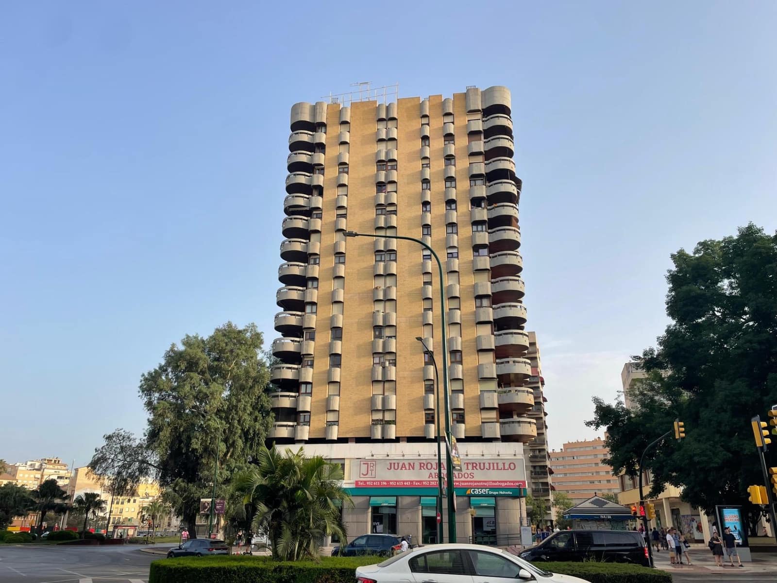 4 slaapkamer Appartement te koop in Malaga stad met garage - € 799.000 (Ref: 10019324)