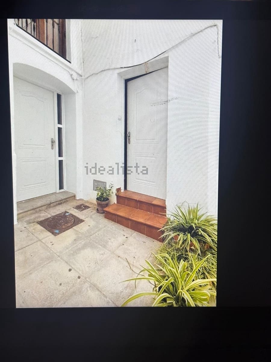 5 slaapkamer Villa te koop in Competa met zwembad garage - € 225.000 (Ref: 10019325)