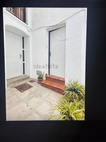 5 slaapkamer Villa te koop in Cómpeta met zwembad garage - € 225.000 (Ref: 10019325)