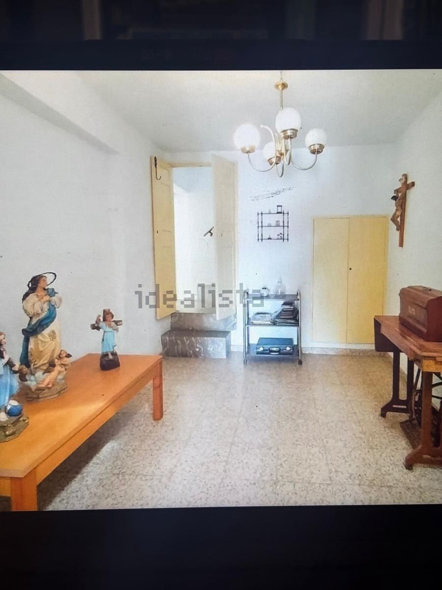 5 slaapkamer Villa te koop in Competa met zwembad garage - € 225.000 (Ref: 10019325)