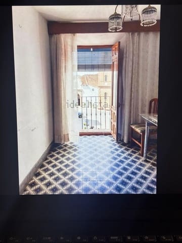 5 slaapkamer Villa te koop in Cómpeta met zwembad garage - € 225.000 (Ref: 10019325)