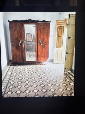 5 slaapkamer Villa te koop in Cómpeta met zwembad garage - € 225.000 (Ref: 10019325)