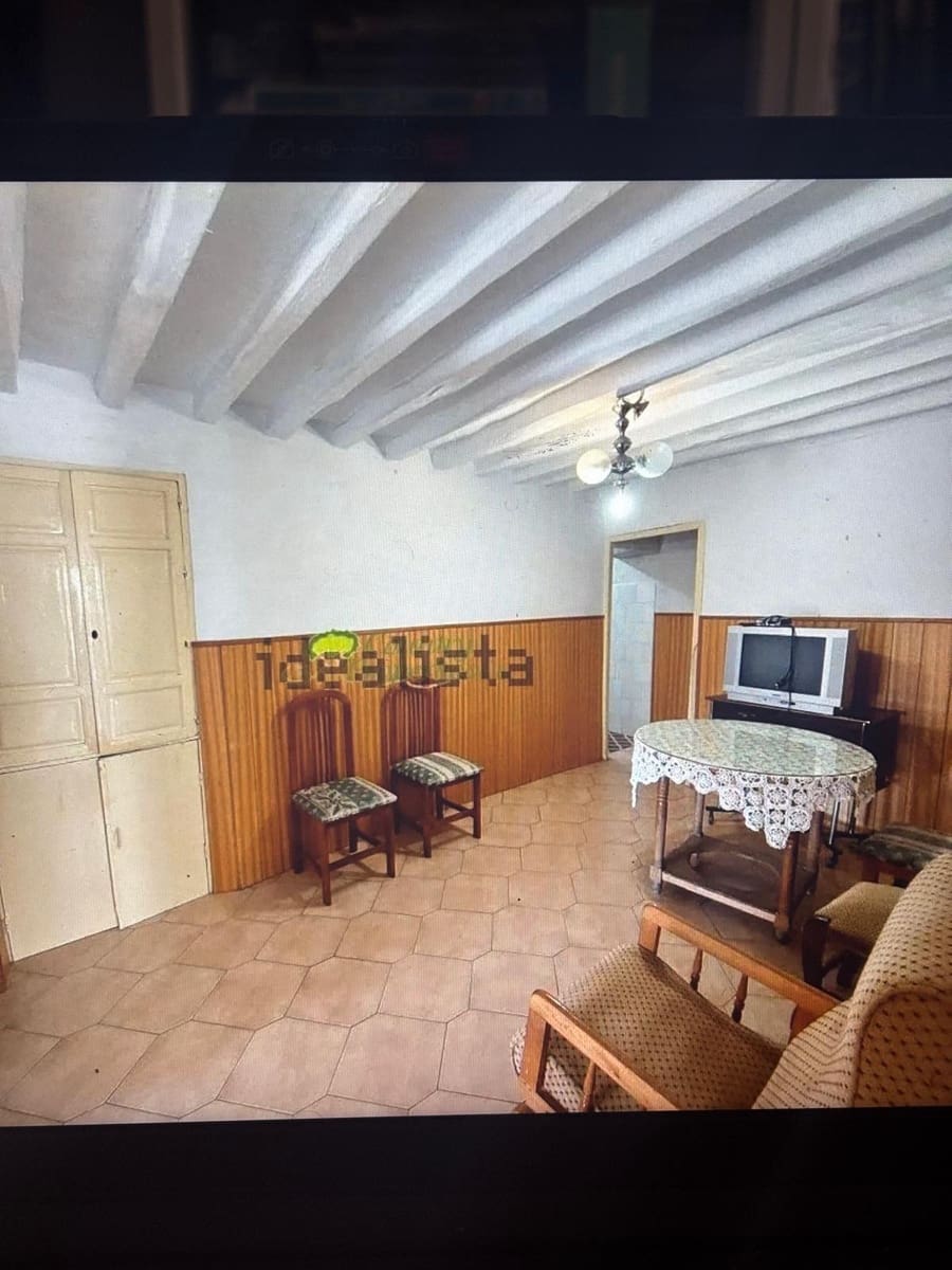 5 slaapkamer Villa te koop in Competa met zwembad garage - € 225.000 (Ref: 10019325)