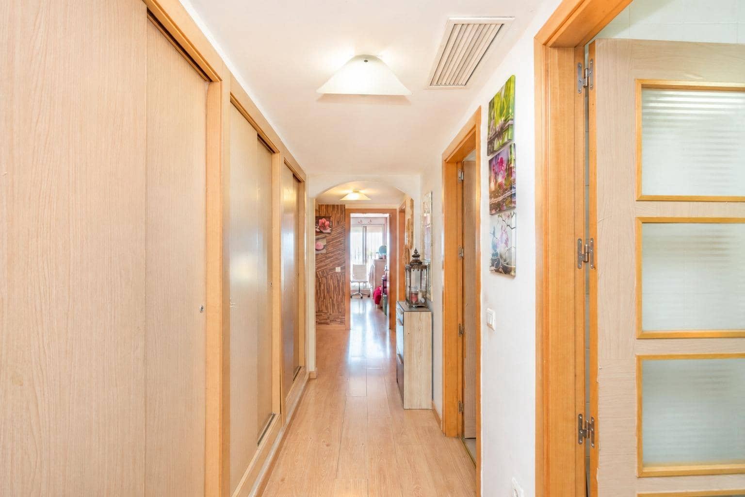 2 soverom Leilighet til salgs i Marbella med svømmebasseng garasje - € 395 000 (Ref: 10019328)