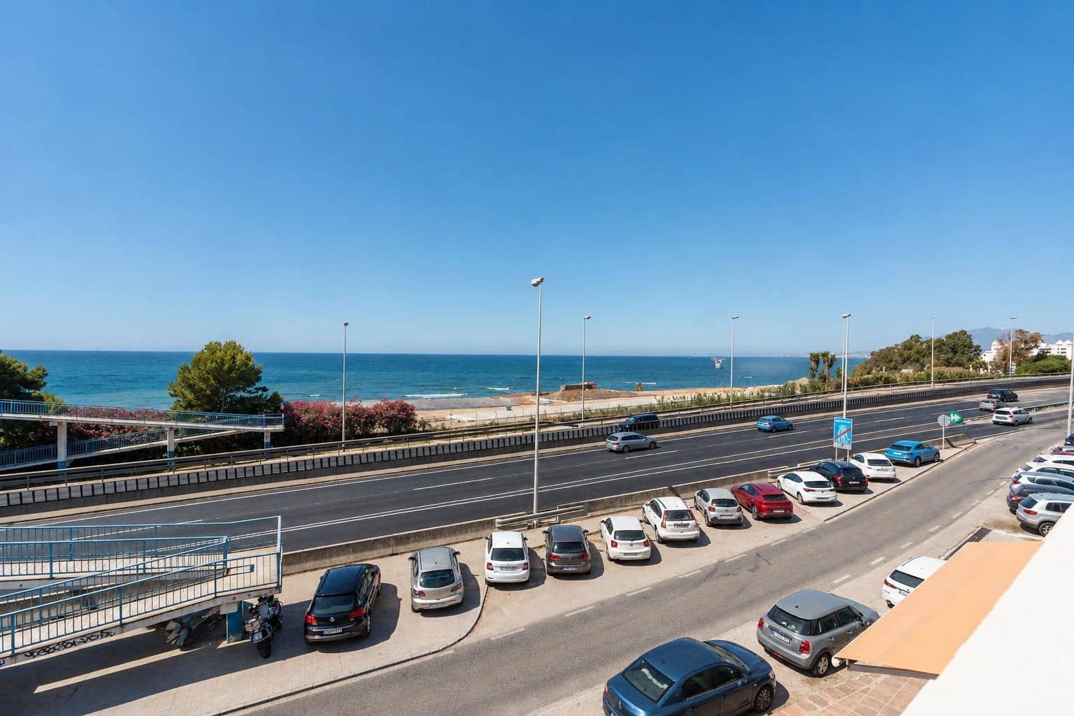 2 soverom Leilighet til salgs i Marbella med svømmebasseng garasje - € 395 000 (Ref: 10019328)