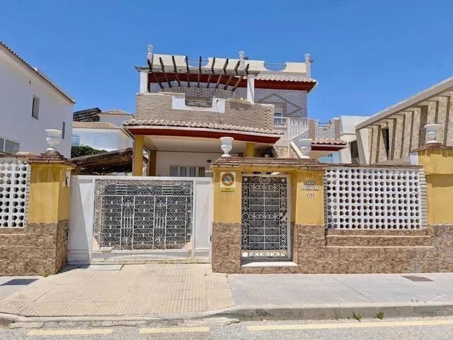 4 soverom Villa til salgs i Vélez-Málaga med svømmebasseng - € 733 000 (Ref: 10019331)
