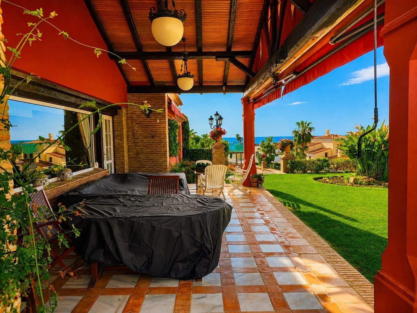 5 bedroom Villa for sale in Torrequebrada with pool garage - € 3,500,000 (Ref: 10019332)