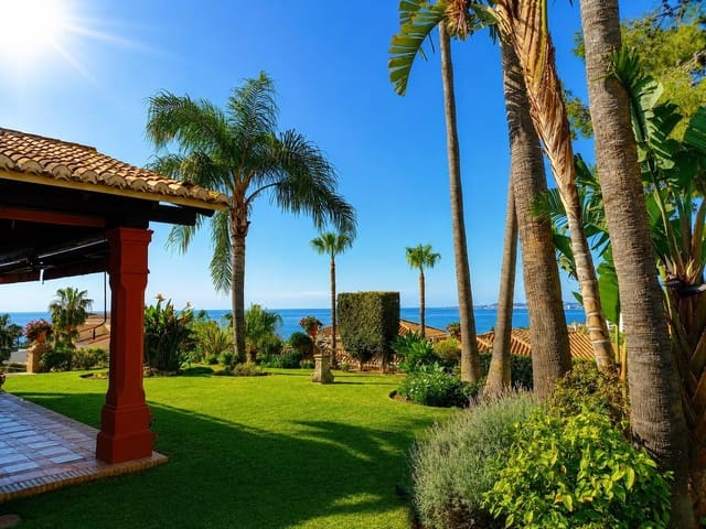 5 bedroom Villa for sale in Torrequebrada, Benalmádena with pool garage - € 3,500,000 (Ref: 10019332)