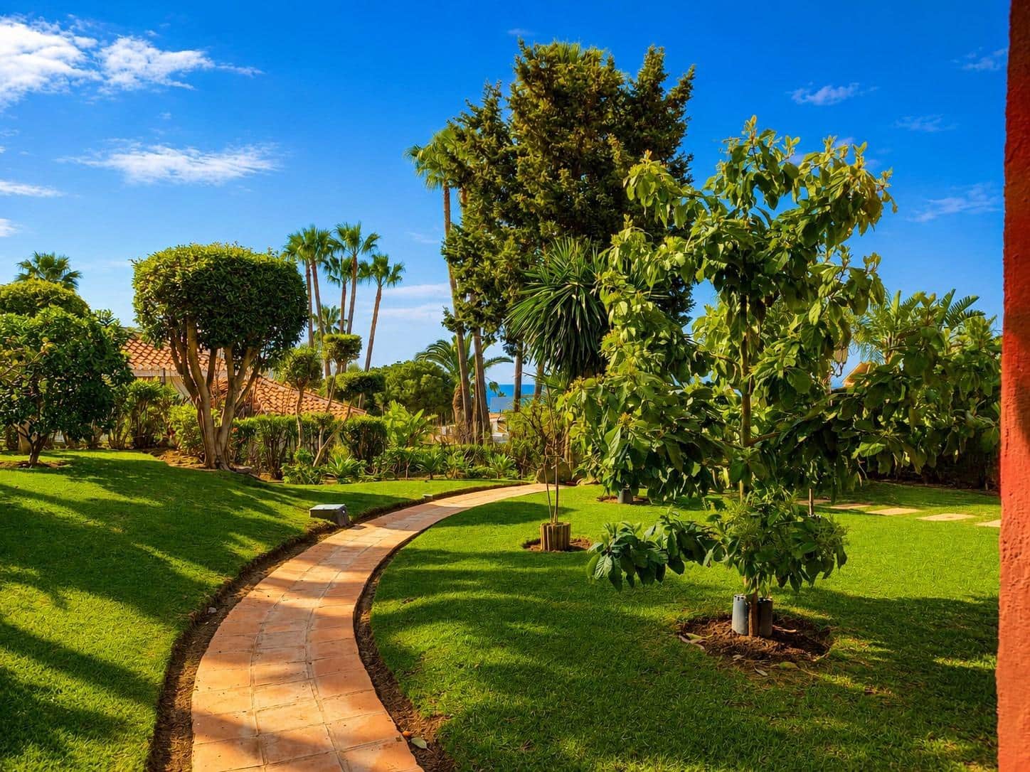 5 bedroom Villa for sale in Torrequebrada with pool garage - € 3,500,000 (Ref: 10019332)