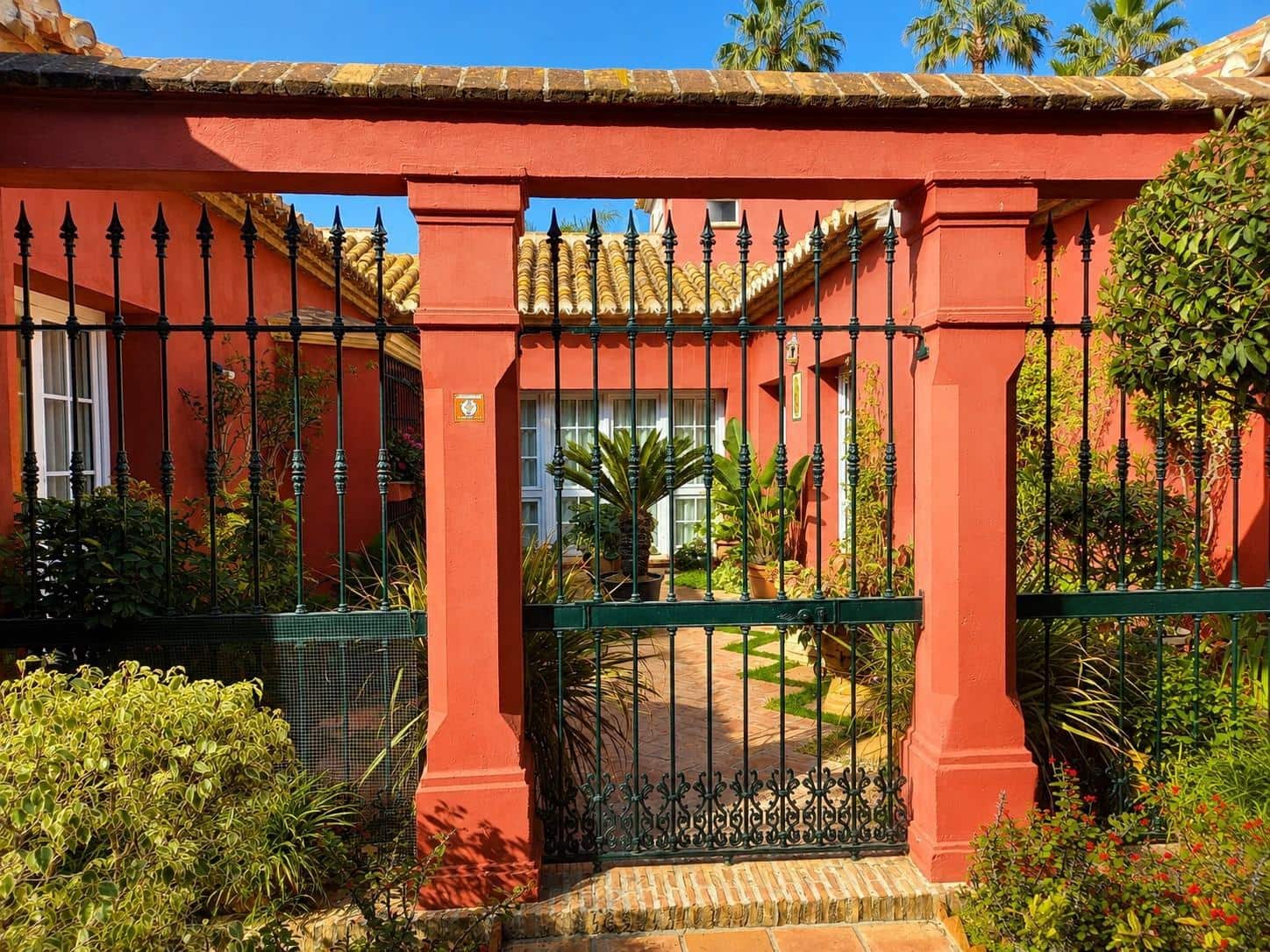 5 bedroom Villa for sale in Torrequebrada with pool garage - € 3,500,000 (Ref: 10019332)