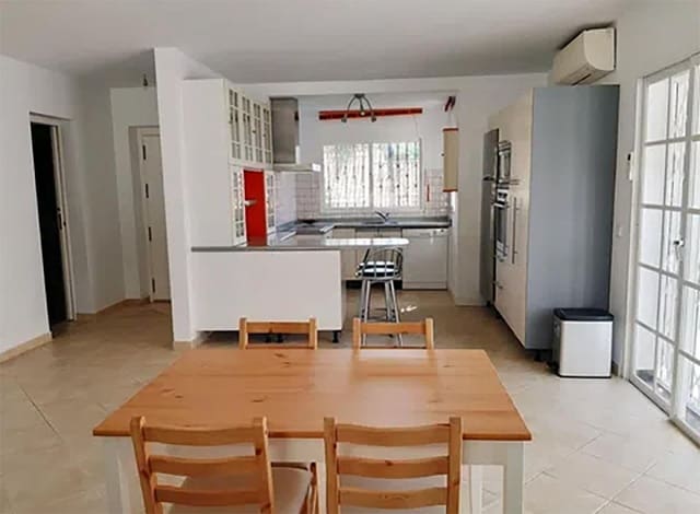3 slaapkamer Villa te koop in Nueva Andalucia, Marbella met zwembad garage - € 950.000 (Ref: 10024212)