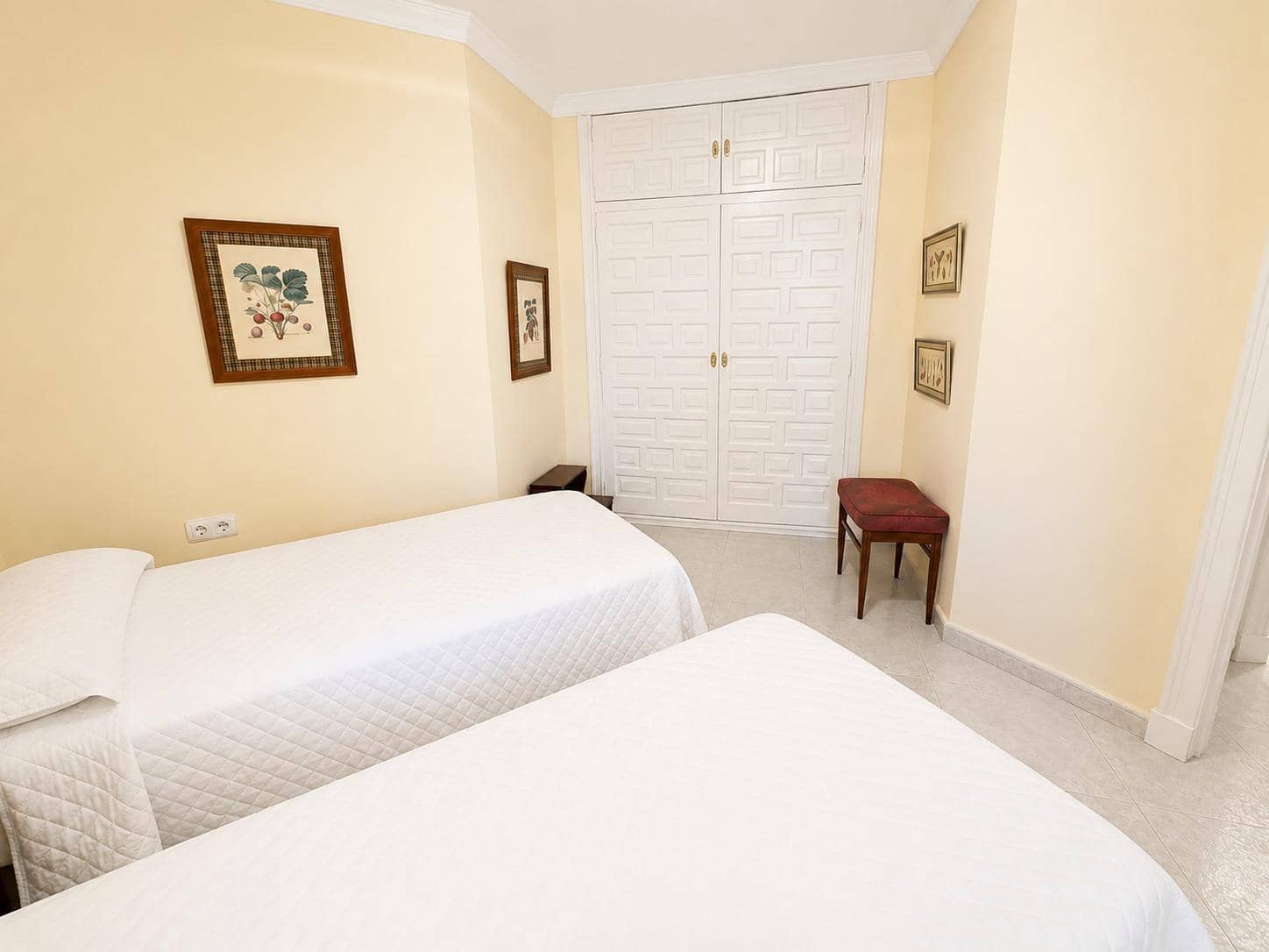 Apartamento de 2 habitaciones en Torremolinos en alquiler con piscina - 1.400 € (Ref: 10027379)