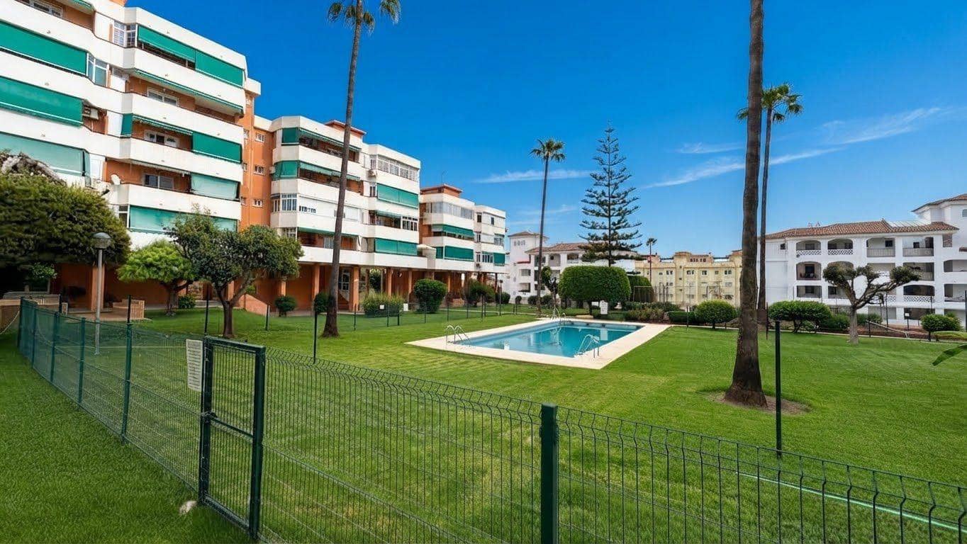 3 quarto Apartamento para venda em Torremolinos com piscina garagem - 299 900 € (Ref: 10047400)