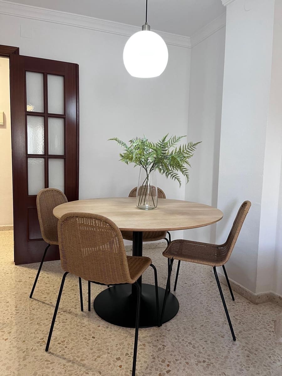3 Zimmer Apartment zu vermieten in Malaga Stadt mit Pool Garage - 1.600 € (Ref: 10055362)