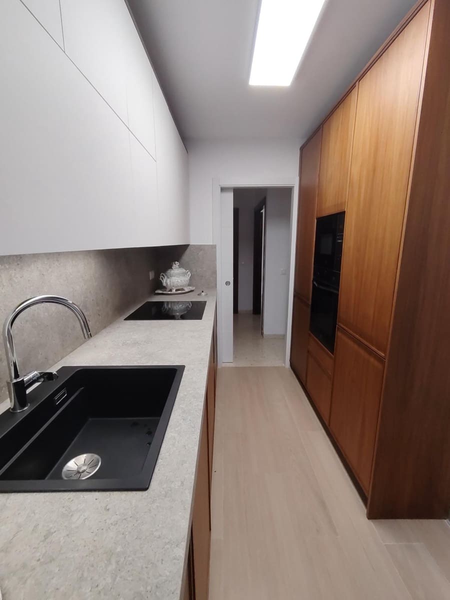 3 Zimmer Apartment zu vermieten in Malaga Stadt mit Pool Garage - 1.600 € (Ref: 10055362)