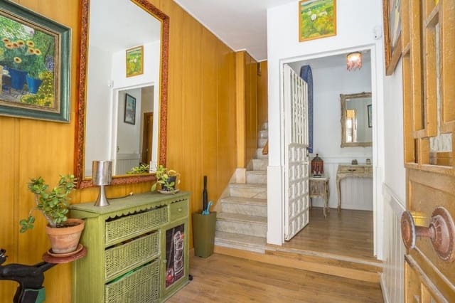 5 soveværelse Lejlighed til salg i La Trinidad, Málaga by - € 670.000 (Ref: 10062065)