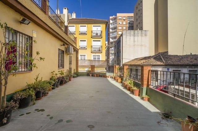 5 soveværelse Lejlighed til salg i La Trinidad, Málaga by - € 670.000 (Ref: 10062065)