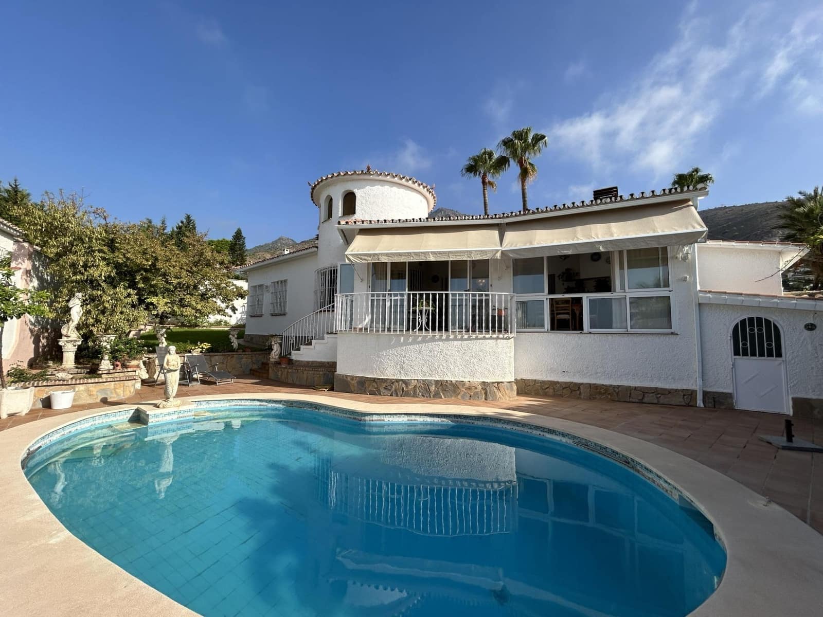 4 quarto Moradia para venda em Benalmadena com piscina garagem - 1 159 000 € (Ref: 10064741)