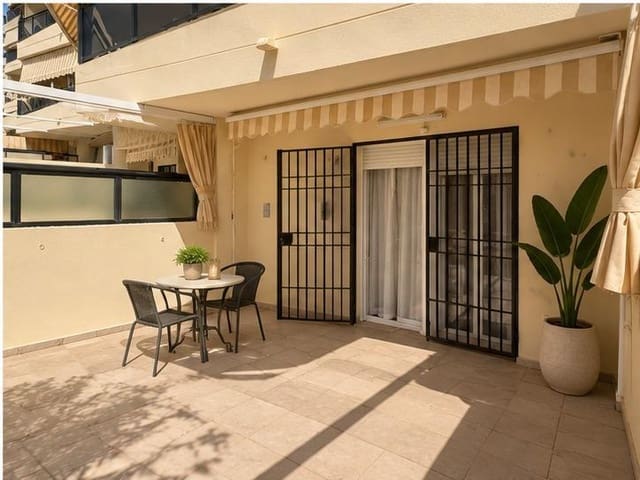 2 soveværelse Lejlighed til salg i Torremolinos med swimmingpool garage - € 399.000 (Ref: 10078436)