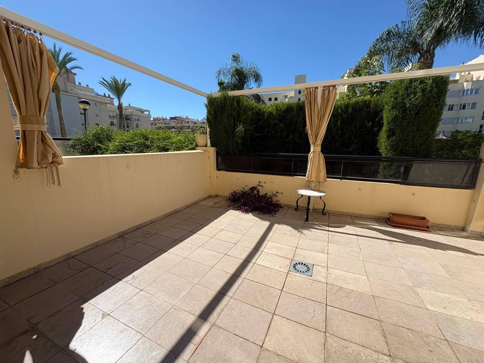 2 sovrum Lägenhet till salu i Torremolinos med pool garage - 399 000 € (Ref: 10078436)