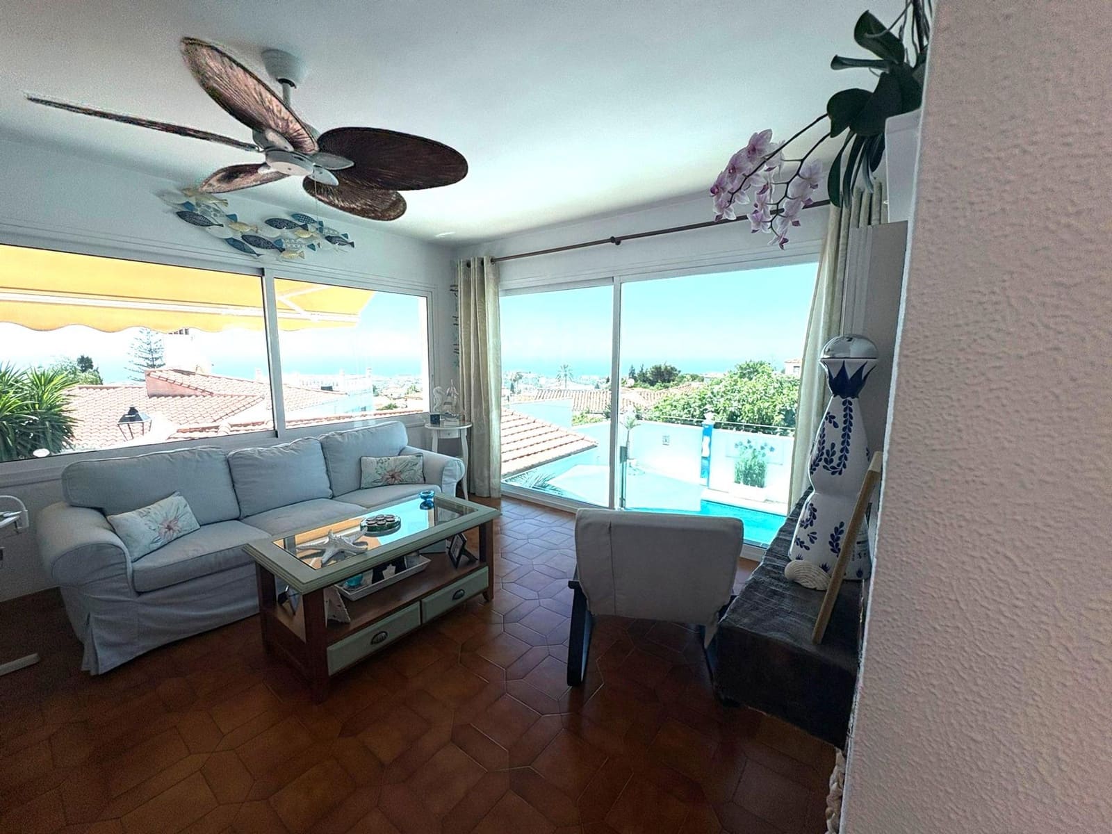 4 soveværelse Villa til salg i Benalmadena med swimmingpool garage - € 859.500 (Ref: 10100245)