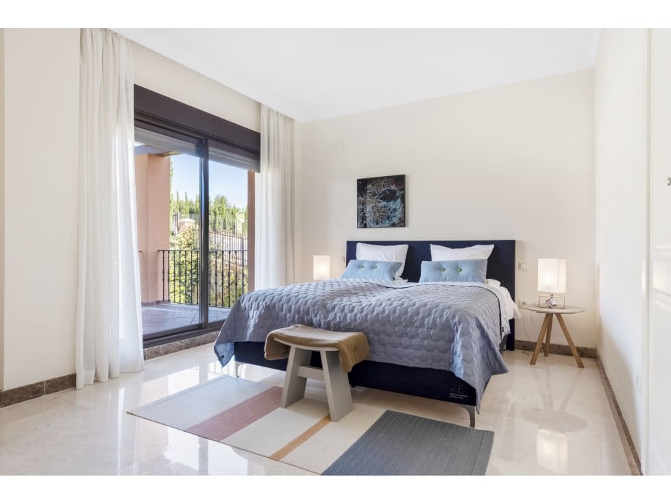 3 sypialnia Willa na sprzedaż w Estepona - 756 412 € (Ref: 7037571)