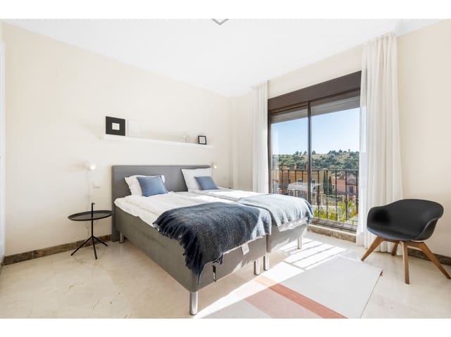 3 sypialnia Willa na sprzedaż w Estepona - 756 412 € (Ref: 7037571)