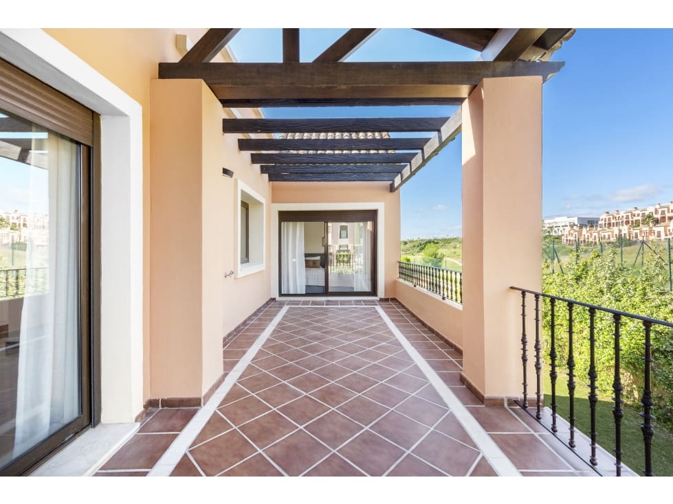 3 sypialnia Willa na sprzedaż w Estepona - 756 412 € (Ref: 7037571)