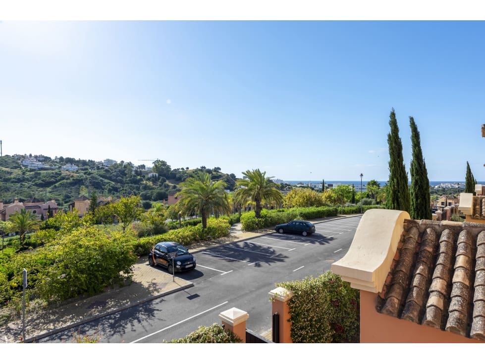 3 sypialnia Willa na sprzedaż w Estepona - 756 412 € (Ref: 7037571)