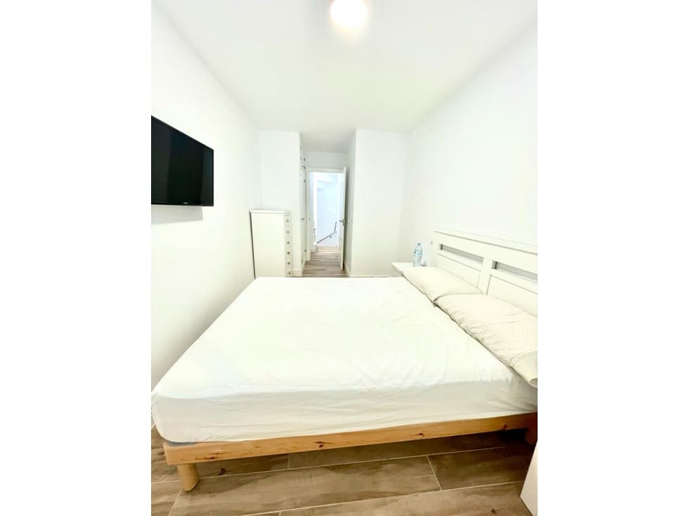 2 soveværelse Rækkehus til salg i Manilva med swimmingpool - € 265.000 (Ref: 7730052)