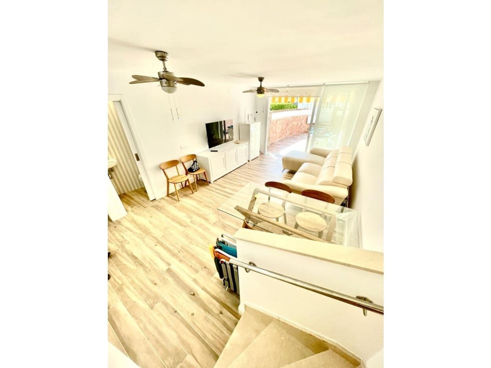 2 soveværelse Rækkehus til salg i Manilva med swimmingpool - € 265.000 (Ref: 7730052)