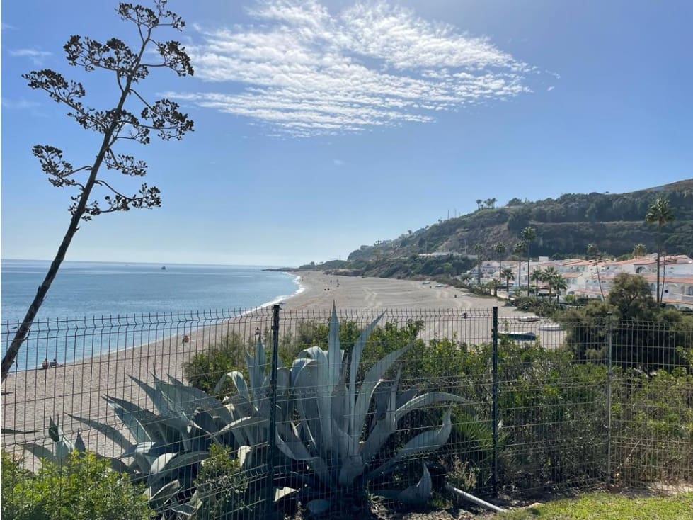 2 soveværelse Rækkehus til salg i Manilva med swimmingpool - € 265.000 (Ref: 7730052)