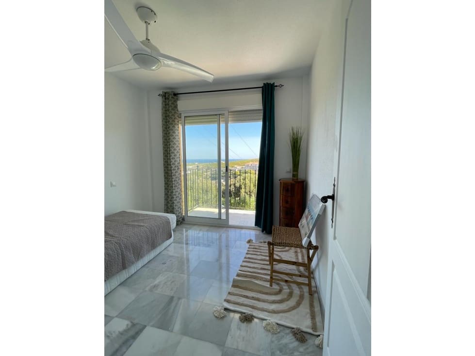 4 soveværelse Rækkehus til salg i Manilva med swimmingpool - € 394.990 (Ref: 7798973)